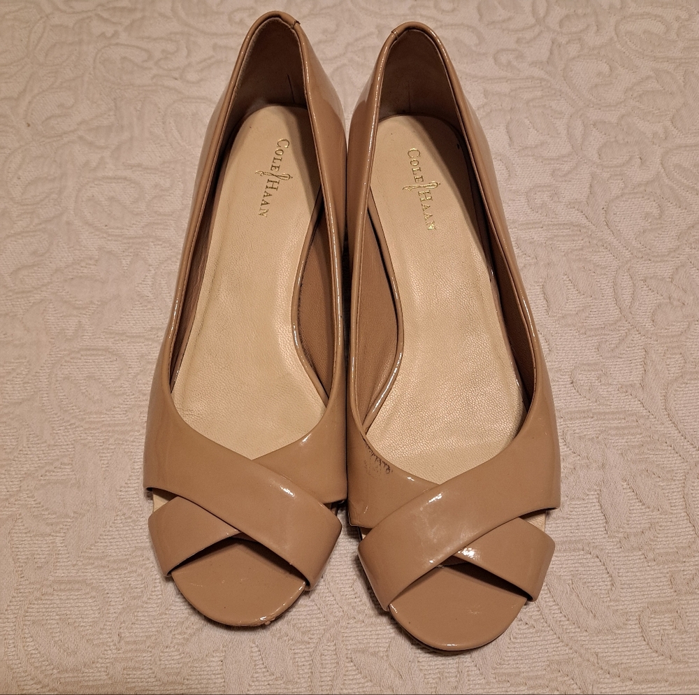 Cole Haan Women's Vintage Tan Peep Toe Flats